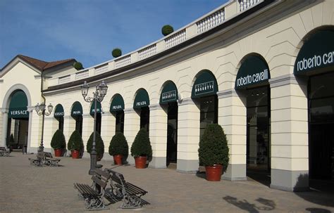 milan gucci outlet|Serravalle Designer Outlet .